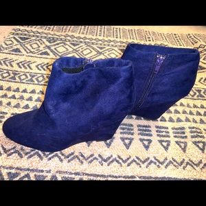Navy blue Wedge booties